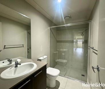 Low-Maintenance Living in Twin Waters Estate - Photo 5