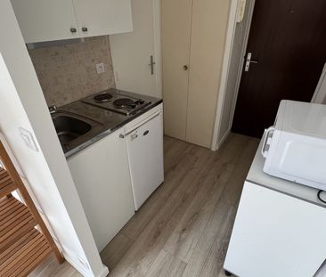 Location Appartement 1 pièce 15m² LILLE 59000 - Photo 3
