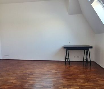 Atelier- Wohnung oder Büro? Charmante Studiowohnung - Nähe Arenberg... - Photo 3