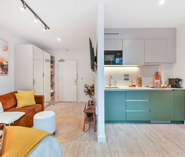 Studio to rent - Photo 1