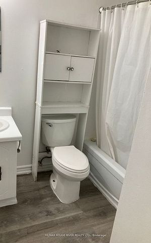 For Lease - 560 Bloor Street Unit# 202, Oshawa, Ontario - Photo 2