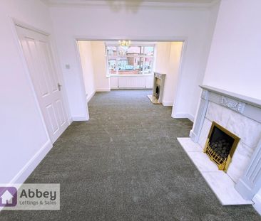 3 bedroom semi-detached house to rent - Photo 5