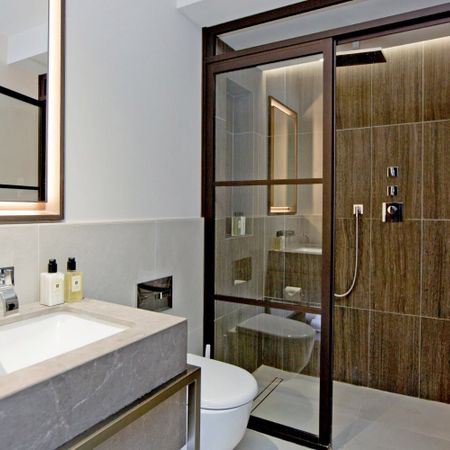 Golden Square, W1F, London - Photo 4