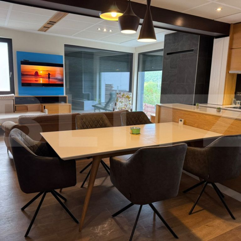 Duplex in Europa, 5 camere, 155mp, sala fitness personala - Fotografie 1