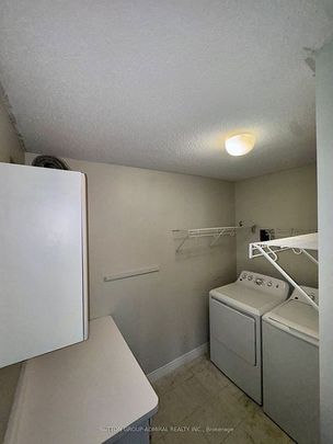 For Lease - 7 Townsgate Drive Unit# 207, Vaughan, Ontario - Photo 1