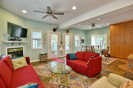 For Lease - 21 47TH Street, Wasaga Beach, Ontario - Photo 3