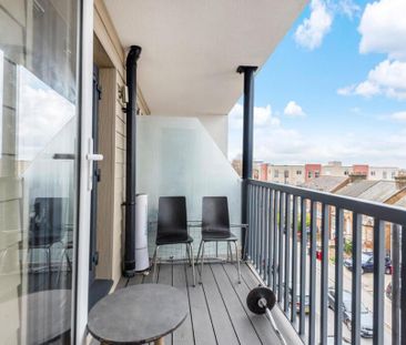 1 bedroom apartment to rent - Photo 4