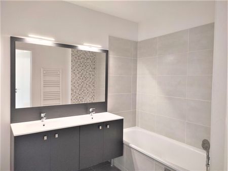 Location Appartement 3 pièces 58m² MURET 31600 - Photo 5