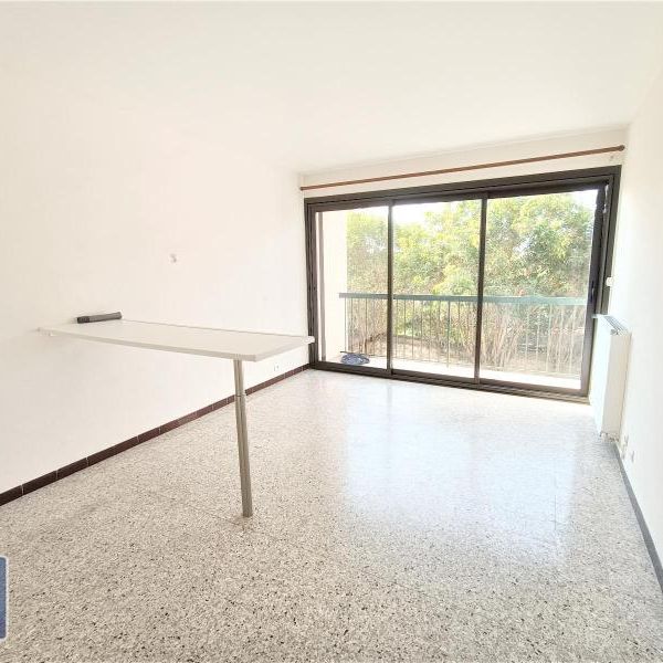 Location Appartement 1 pièce 22m² PORT DE BOUC 13110 - Photo 1