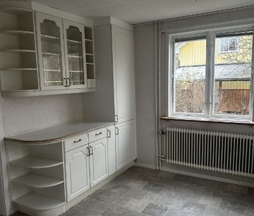 Hallstahammar - 4rok - tillsv - 10.925kr/mån - Photo 2