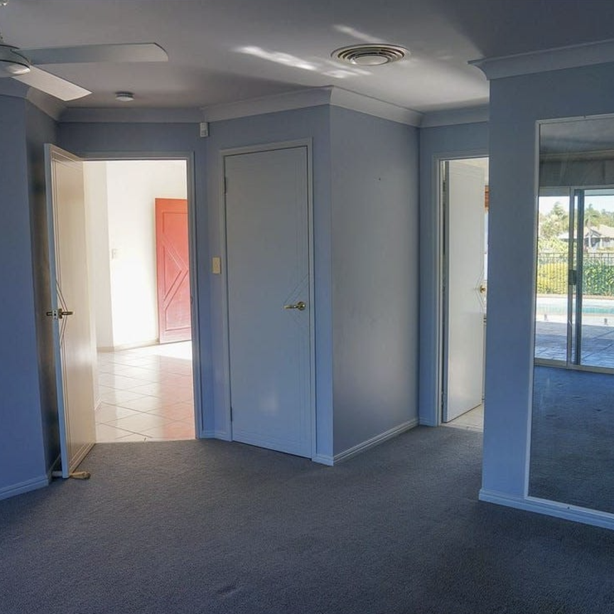 33 Glenwater Crescent, Helensvale, QLD 4212 - Photo 1