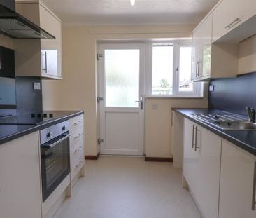 Mill Pleck, Studley - Photo 2