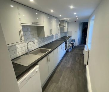 7 bedroom house share to rent - Photo 2