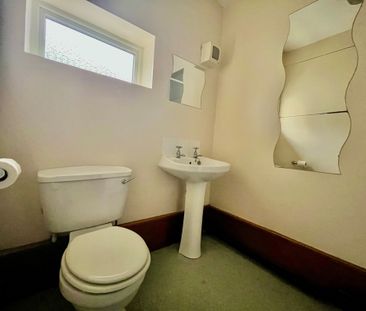 Brookfield Road, Leeds - Photo 2