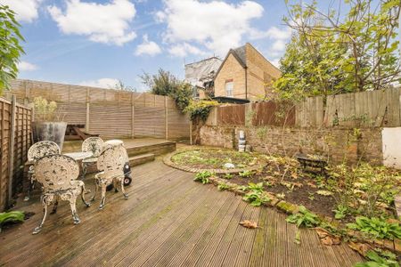 1 bedroom flat to rent - Photo 5