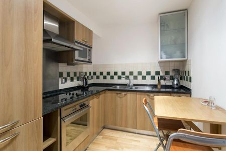 1 bedroom ground floor flat to rent - Photo 4