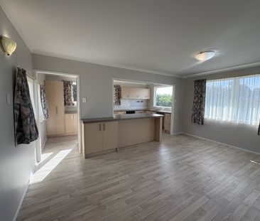 Unit 1, 42A Arthur Road, Hill Park, Auckland - Photo 6
