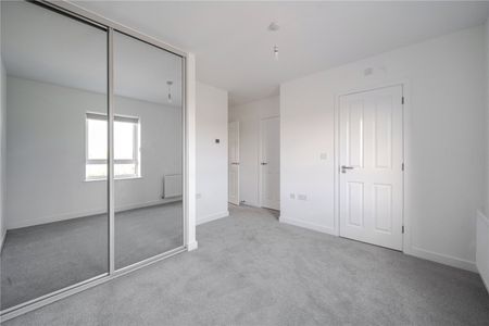 3 bedroom house to rent Elder Drive, Houghton Regis, Dunstable, Bedfordshire, LU5 - Photo 5