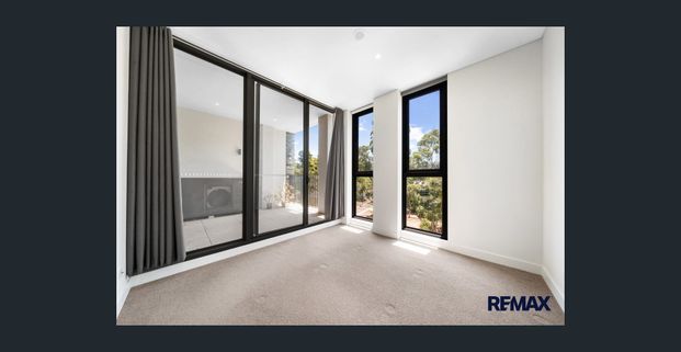 One-Bedroom Apartment with Sun-Filled Northwest Exposure - Photo 1