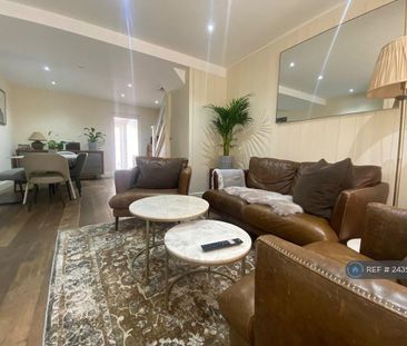 3 bedroom terraced house to rent - Photo 2