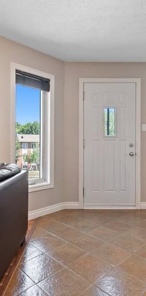 ✨ Condo moderne et lumineux – Dernier étage – Hautes-Plaines - Photo 1