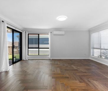 Newly renovated home - In the heart of Mudgeeraba - Photo 1