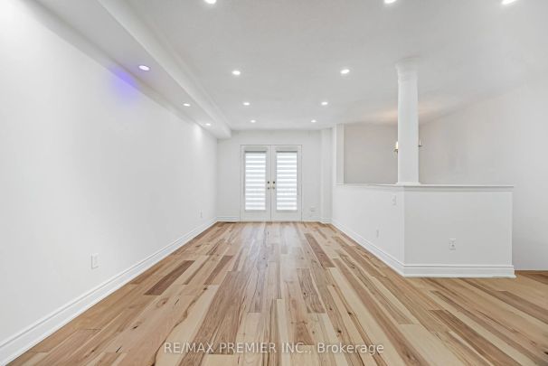 165 Fieldstone Drive #27 - Photo 1