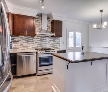 For Lease - 210 Bayview Avenue, Georgina, Ontario - Photo 2