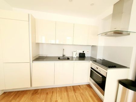 1 bedroom apartment to rent - Photo 4