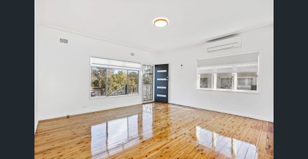 FAMILY HOME IN SOUGHT AFTER STREET - Photo 2