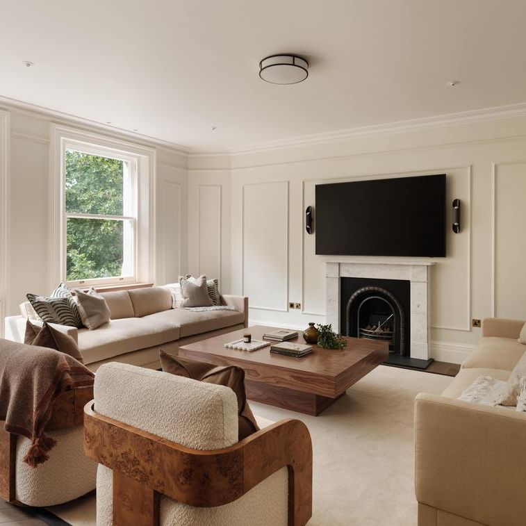 3 bedroom flat to rent - Photo 1