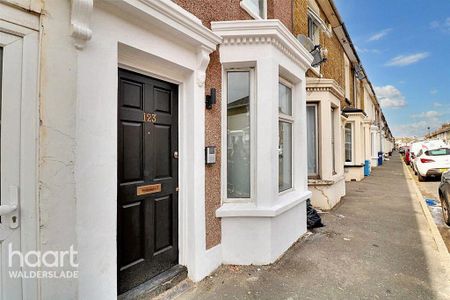 1 bedroom terraced house to rent - Photo 3