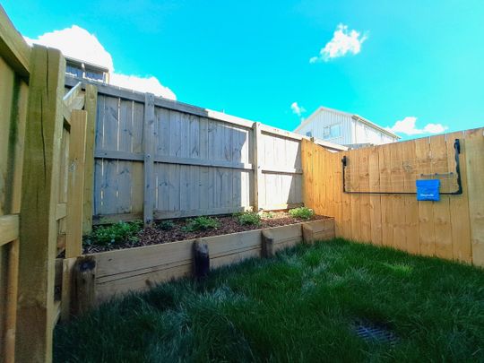 71 Ngae Place, Mangere East - Photo 1