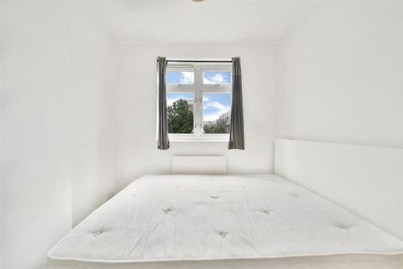 4 bedroom maisonette to rent - Photo 5