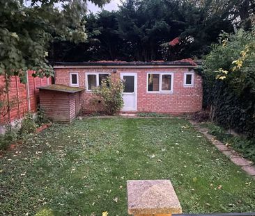 Room in a Shared House, Vyner Road, W3 - Photo 2
