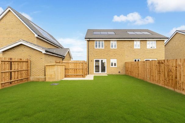 2 bedroom semi-detached house to rent - Photo 1