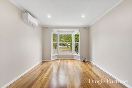 Stylishly Renovated Unit in Prime Bulleen Location! - Photo 4
