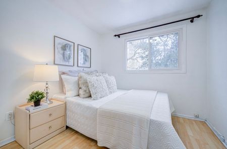 For Lease - 210 Sprucewood Court, Toronto, Ontario - Photo 5