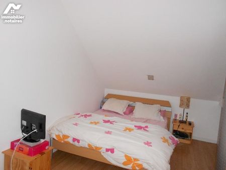 MAISON 1930 AVEC JARDIN Rdc : salon-séjour, cuisine (meubles plaque + hotte électrique) Sdb... - Photo 3