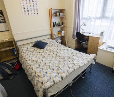 5 bedroom house to rent - Photo 4