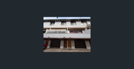 TOWNHOUSE IN THE HEART OF FAIRFIELD!! - Photo 4