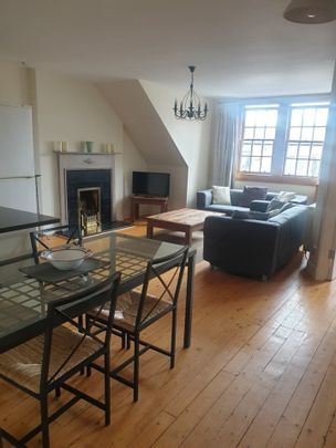 2 Bed Flat, Edinburgh, EH2 - Photo 1