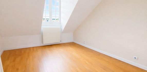 Location Appartement 3 pièces 75m² CHATEAUBRIANT 44110 - Photo 2