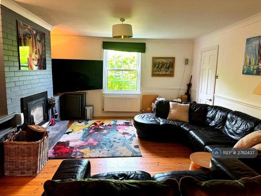 5 bedroom semi-detached house to rent - Photo 1