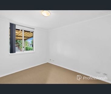 4 Berberis Way, Forrestfield, WA 6058 - Photo 4