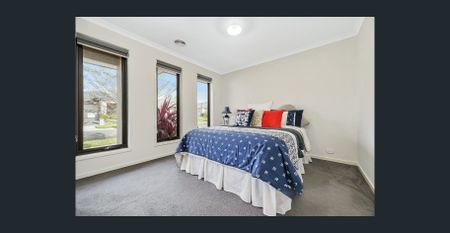 Beautiful 4-Bedroom Family Home in Belmond Estate – Spacious, Stylish & Low Maintenance! - Photo 3