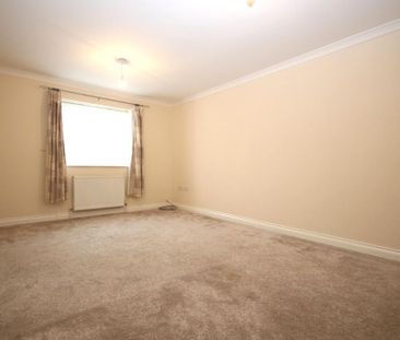 3 bedroom detached house to rent - Photo 2