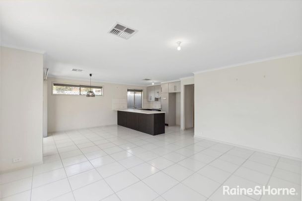 3 Bedroom Home With Ducted Reverse Cycle Heating and Cooling - Photo 1