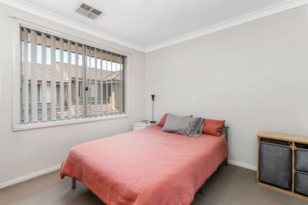 TOWNHOUSE IN HEART OF PENRITH!!! - Photo 4