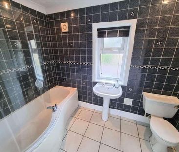 Lilliput Road, Lower Parkstone, Poole, BH14 - Photo 6